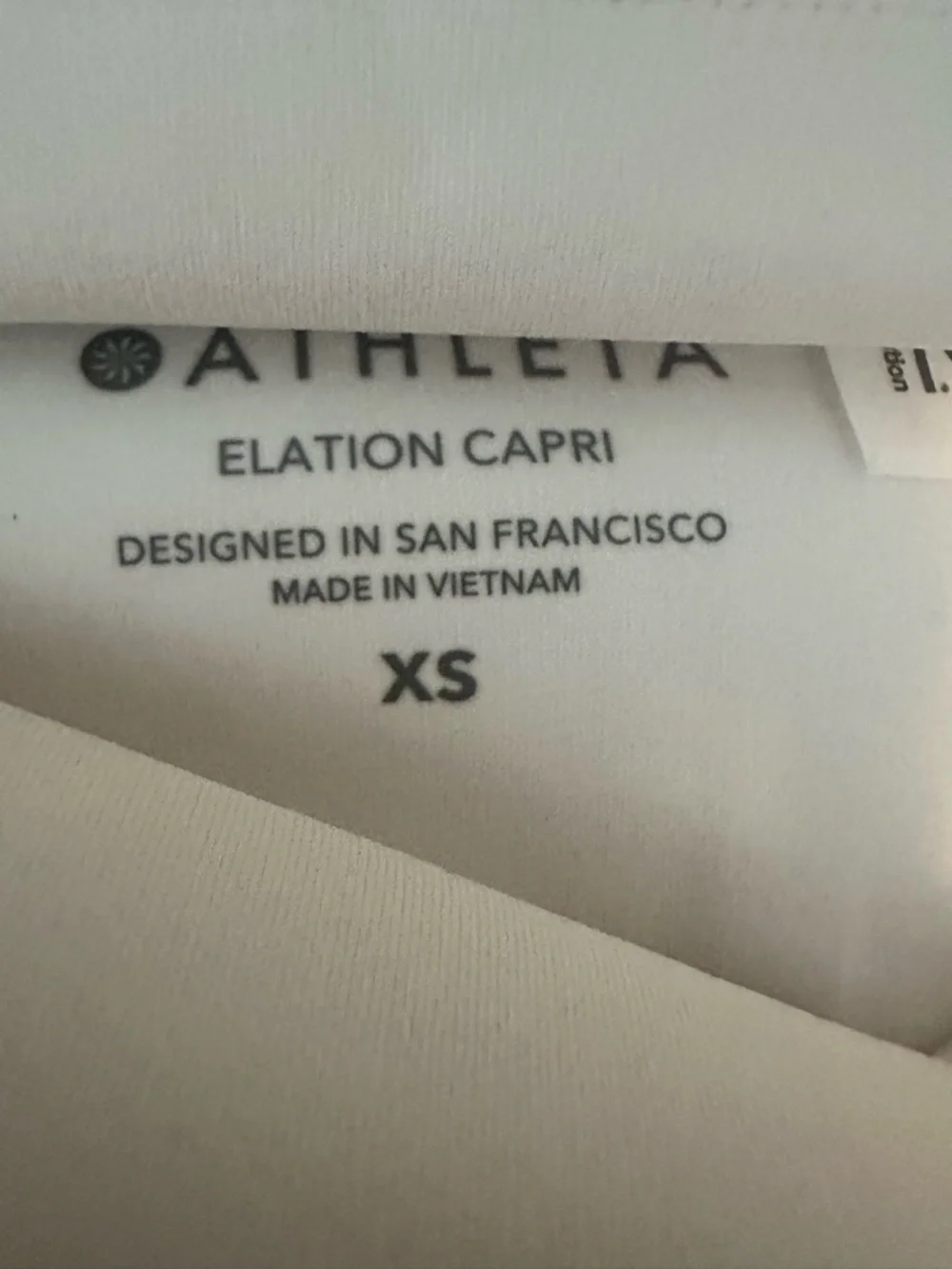 Athleta Women’s White Elation Capri High-Rise Leggings - XS NWT